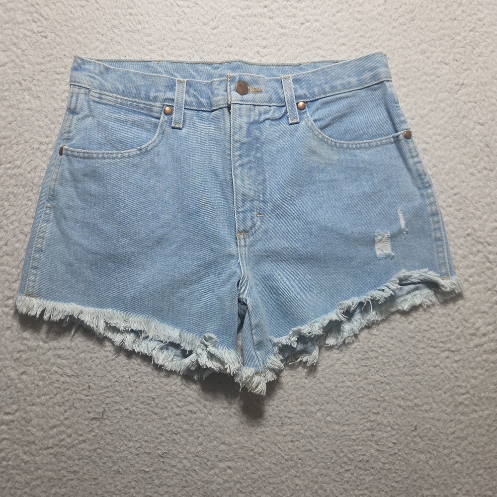 VTG Wrangler Shorts Womens Size 32 Blue Western Boho Denim Frayed Light Wash
